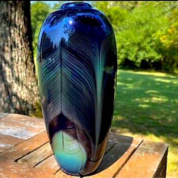 Randy Strong Art Glass Iridescent Cobalt Pulled Feather 9 1/2" Vase - Si… - Picture 1 of 8